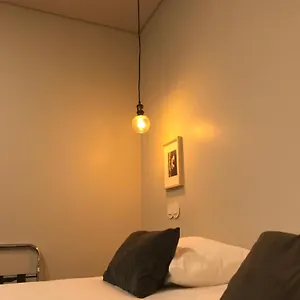 /